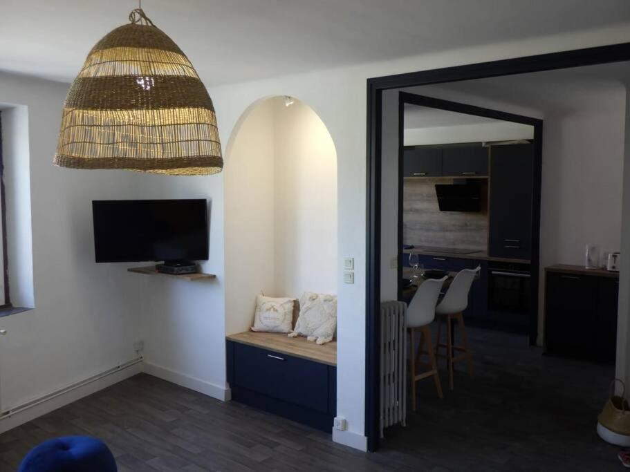 Spacieux Appartement Au Pied De La Cite Medievale Каркасон Екстериор снимка